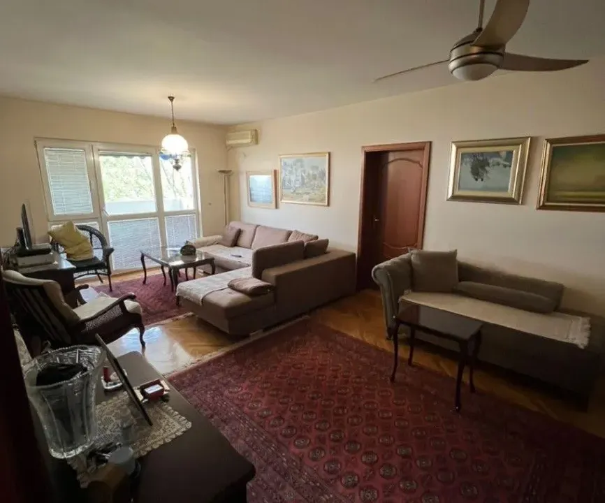 Prodaja, četvorosoban stan, 124m², Centar, Bar