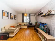 Prodaja, dvosoban stan, 70m², Stari Aerodrom, Podgorica - image 1