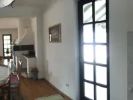 Izdavanje, kuća, 300m², Farmaceutski Fakultet, Voždovac Sve Podlokacije - image 4