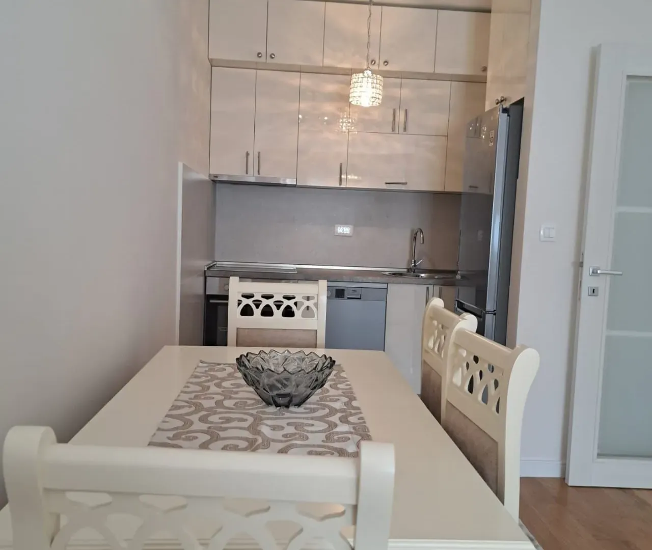 Rent, one bedroom apartment, 46m², Central Point, Podgorica