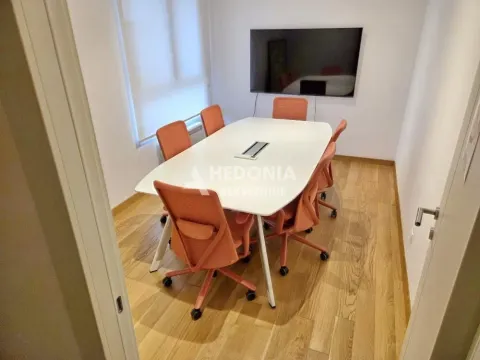 Izdavanje, poslovni prostor, 107m², Novi Beograd Blok 65, Novi Beograd Sve Podlokacije - image 4