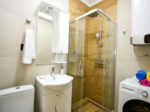 Rent, two bedroom apartment, 65m², Autobuska stanica, Podgorica - image 11