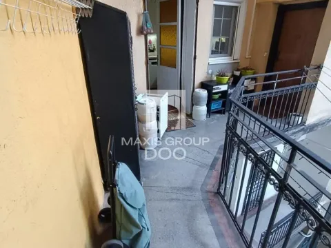 Sale, three bedroom apartment, 96m², Kalenić Pijaca, Vračar Sve Podlokacije - image 8