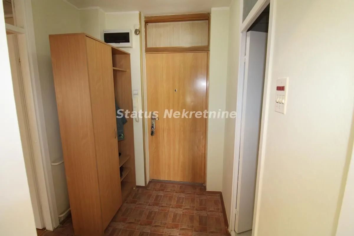 Prodaja, jednosoban stan, 37m², Novo naselje, Novi Sad