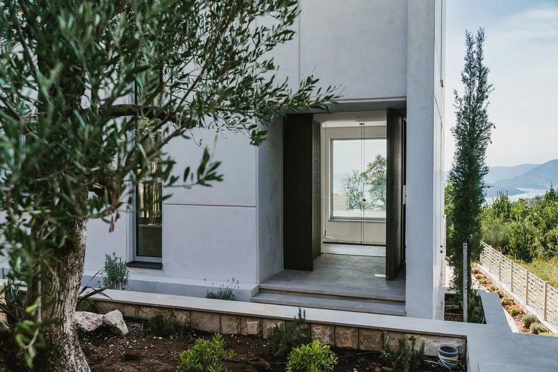 Sale, house, 231m², Blizikuće, Budva