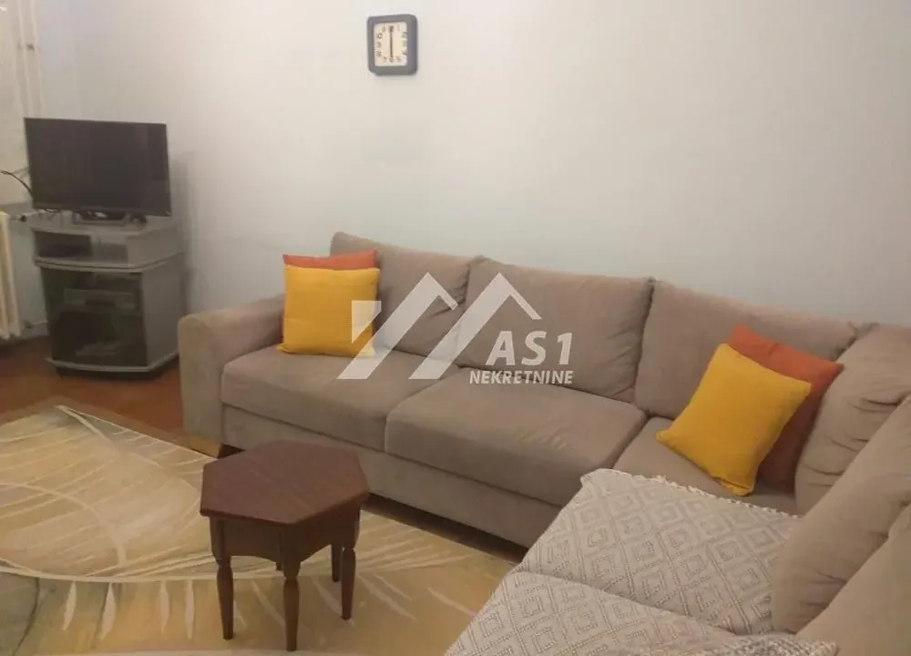 Izdavanje, dvosoban stan, 62m², Detelinara, Novi Sad Sve Podlokacije