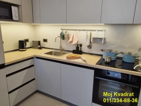 Izdavanje, trosoban stan, 92m², Stari Grad, Beograd - image 6