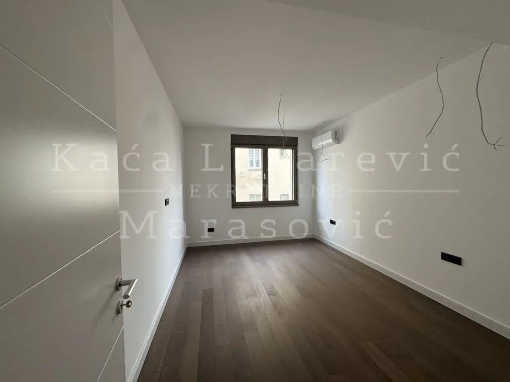 Sale, four bedroom apartment, 135m², Vračar Hram, Vračar Sve Podlokacije