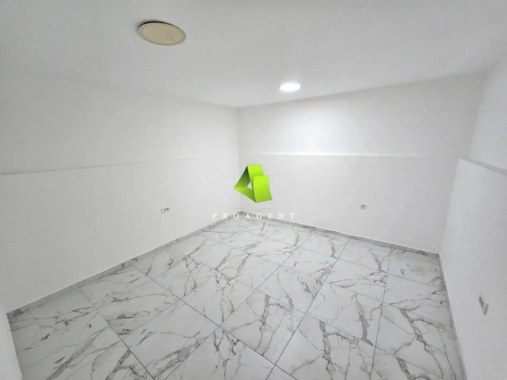 Rent, office space, 200m², Medijana, Niš