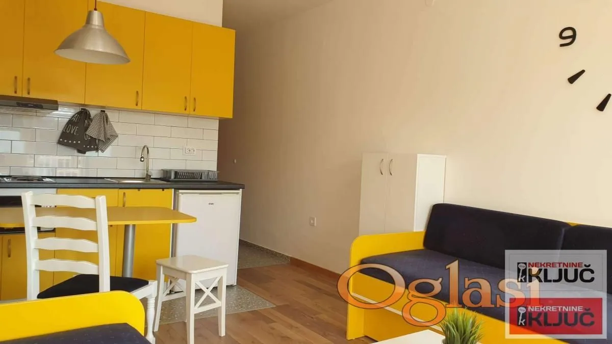 Izdavanje, garsonjera, 26m², Grbavica, Novi Sad Sve Podlokacije