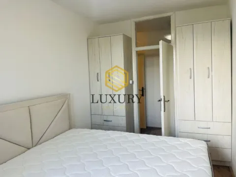 Izdavanje, dvosoban stan, 80m², Blok 6, Podgorica - image 5