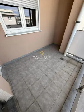 Prodaja, jednosoban stan, 46m², City Kvart, Podgorica - image 11