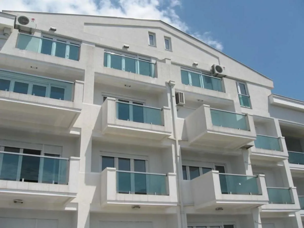 Prodaja, poslovni prostor, 137m², Petrovac, Budva