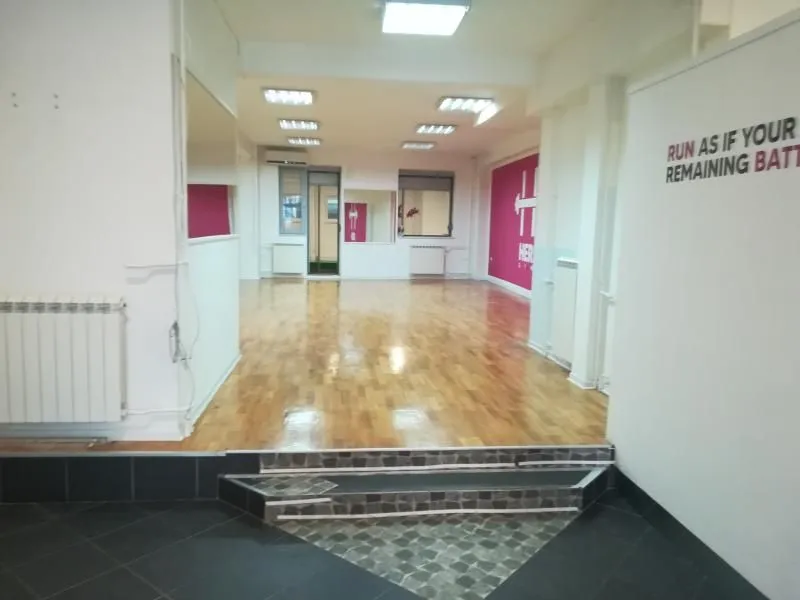 Rent, office space, 140m², Đeram Pijaca, Beograd