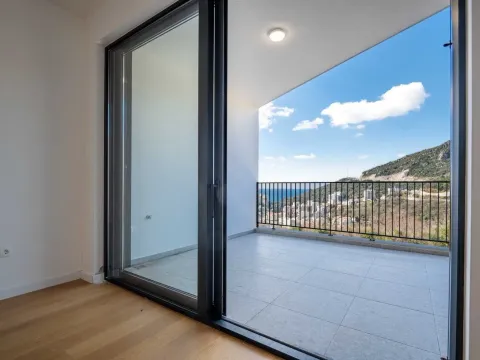 Prodaja, jednosoban stan, 60m², Bečići, Budva - image 8