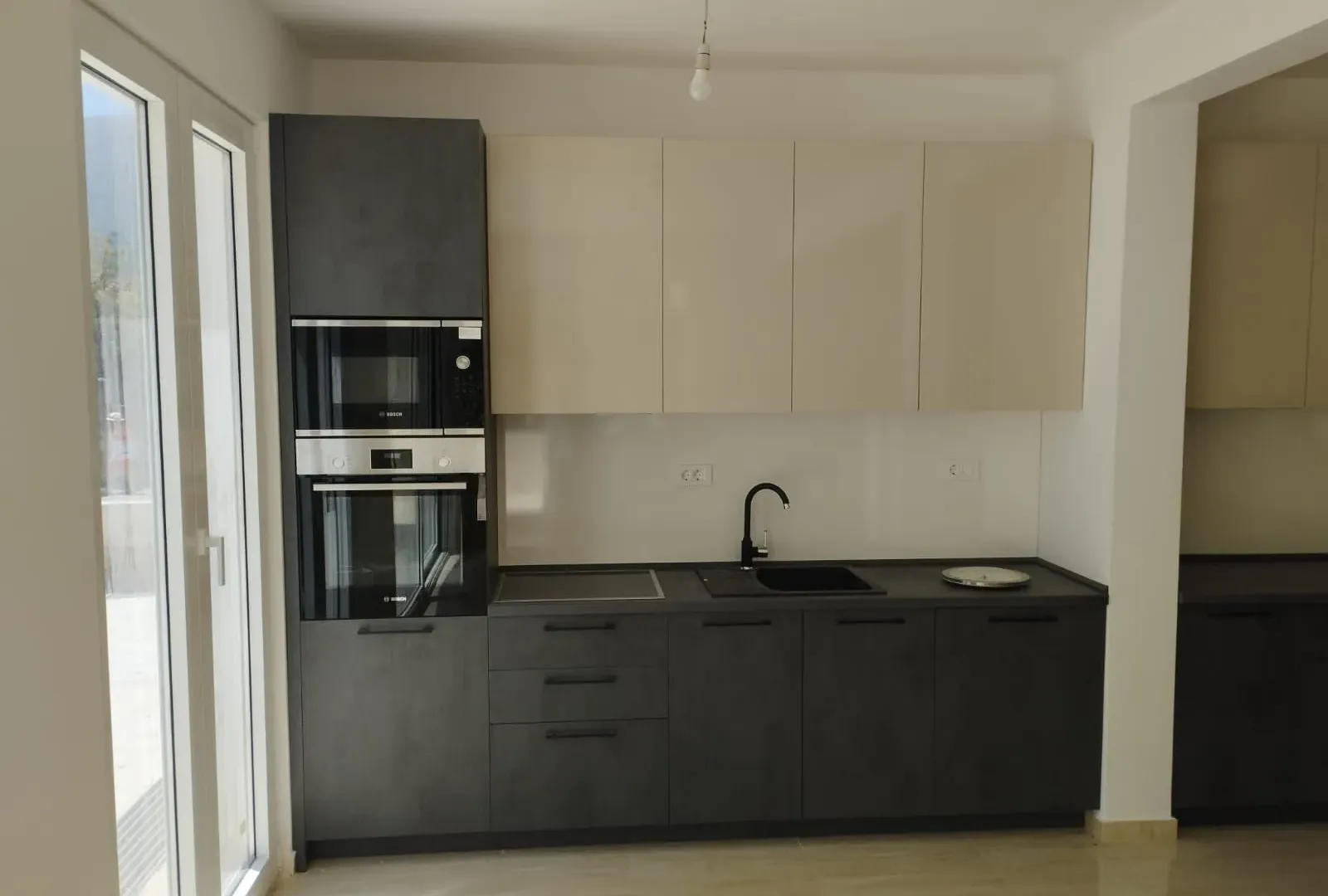 Prodaja, dvosoban stan, 74m², Baošići, Herceg Novi
