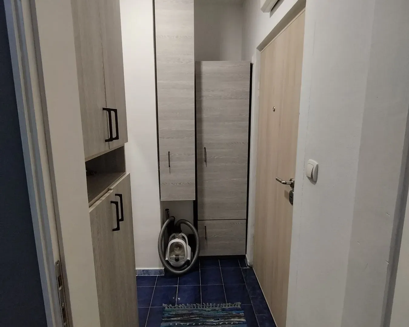Rent, studio apartment, 25m², Stari Aerodrom, Podgorica