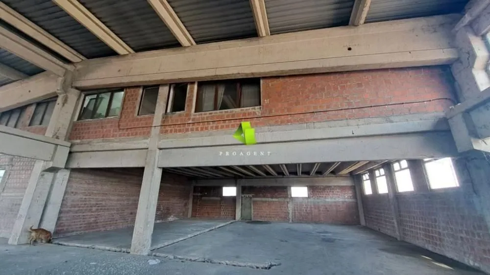 Rent, office space, 1700m², Palilula, Niš