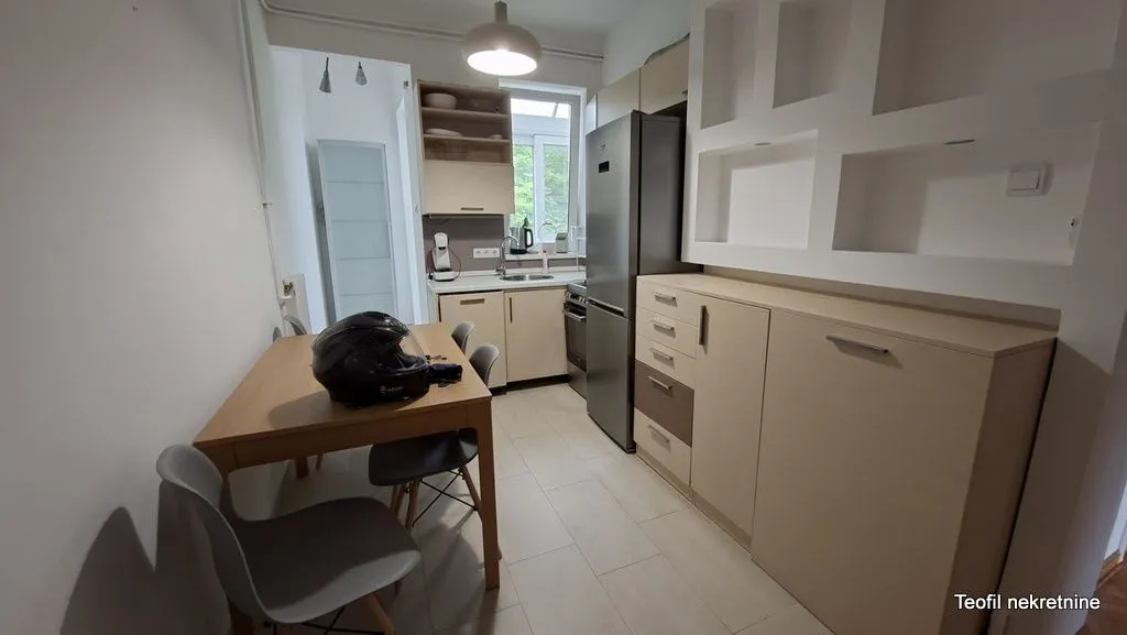 Izdavanje, dvosoban stan, 70m², Stari Grad, Beograd