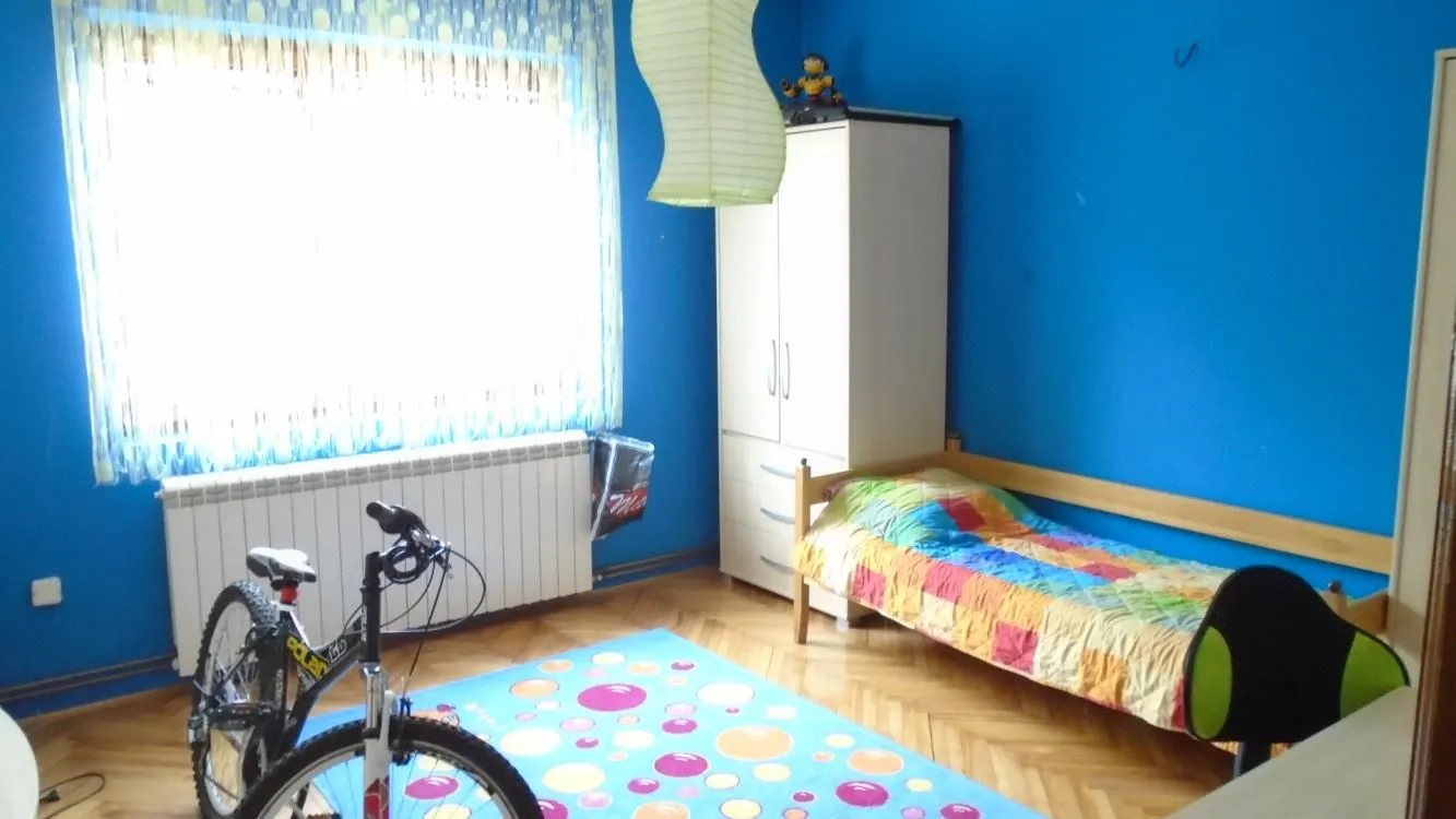Prodaja, kuća, 250m², Centar, Jagodina