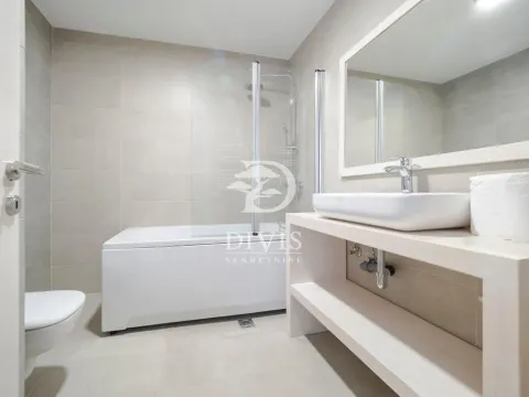 Prodaja, četvorosoban stan, 128m², Vračar Hram, Vračar Sve Podlokacije - image 12