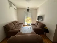 Izdavanje, dvosoban stan, 64m², Stari Aerodrom, Podgorica - image 2