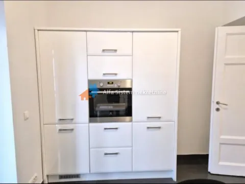 Rent, house, 550m², Autokomanda, Voždovac Sve Podlokacije - image 9