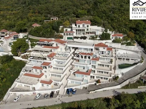 Prodaja, dvosoban stan, 205m², Topla, Herceg Novi - image 14