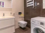 Izdavanje, trosoban stan, 140m², Preko Morače, Podgorica - image 13