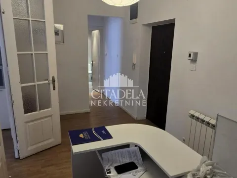Rent, four bedroom apartment, 123m², Stari Grad, Beograd - image 12