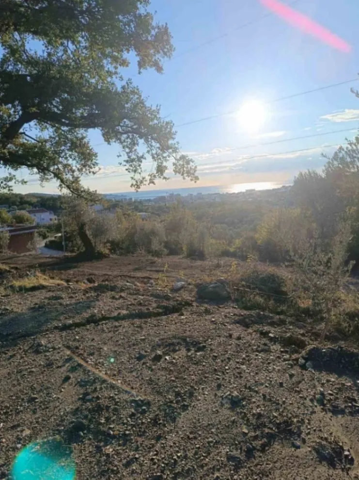 Prodaja, plac, 4250m², Bar, Crna Gora