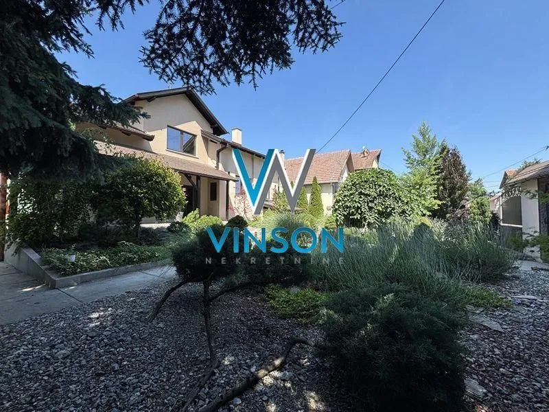 Prodaja, kuća, 1363m², Klisa, Novi Sad Sve Podlokacije