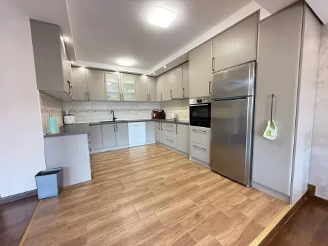 Prodaja, kuća, 443m², Petrovaradin, Novi Sad - image 22