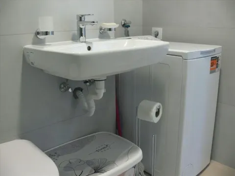 Izdavanje, dvosoban stan, 38m², Autokomanda, Voždovac Sve Podlokacije - image 10