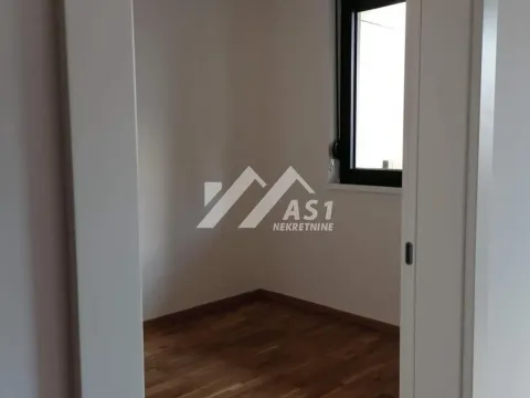 Izdavanje, jednosoban stan, 37m², Rotkvarija, Novi Sad Sve Podlokacije - image 6