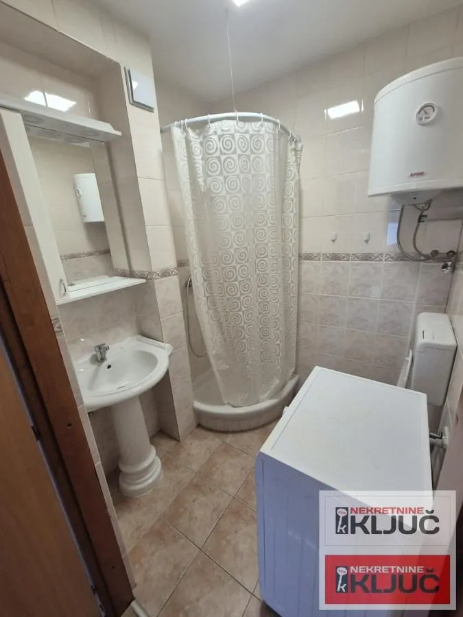 Prodaja, četvorosoban stan, 103m², Liman 2, Novi Sad Sve Podlokacije