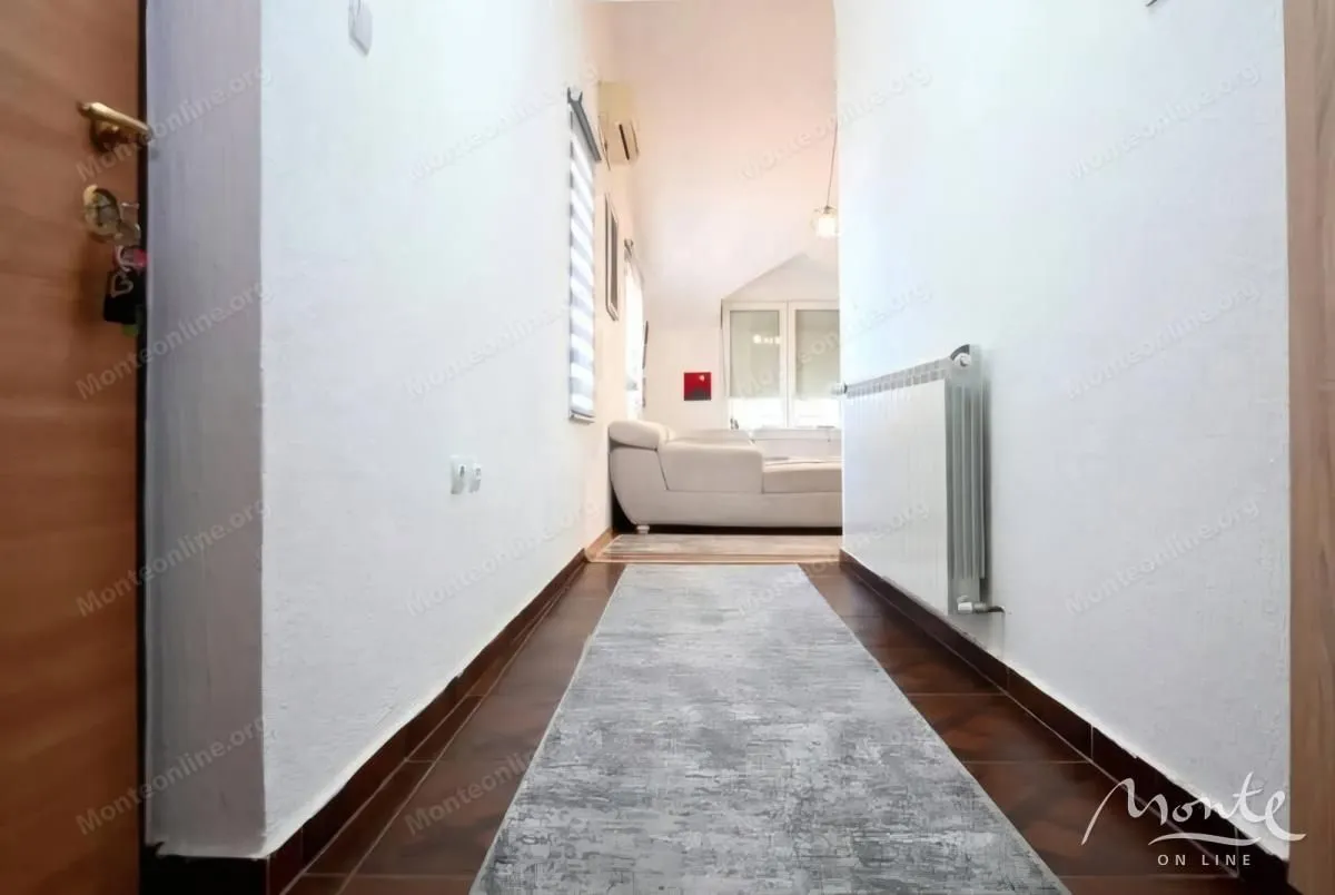 Prodaja, dvosoban stan, 103m², Donja Gorica, Podgorica
