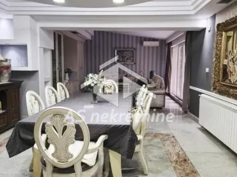 Izdavanje, četvorosoban stan, 200m², Vračar Hram, Vračar Sve Podlokacije - image 3