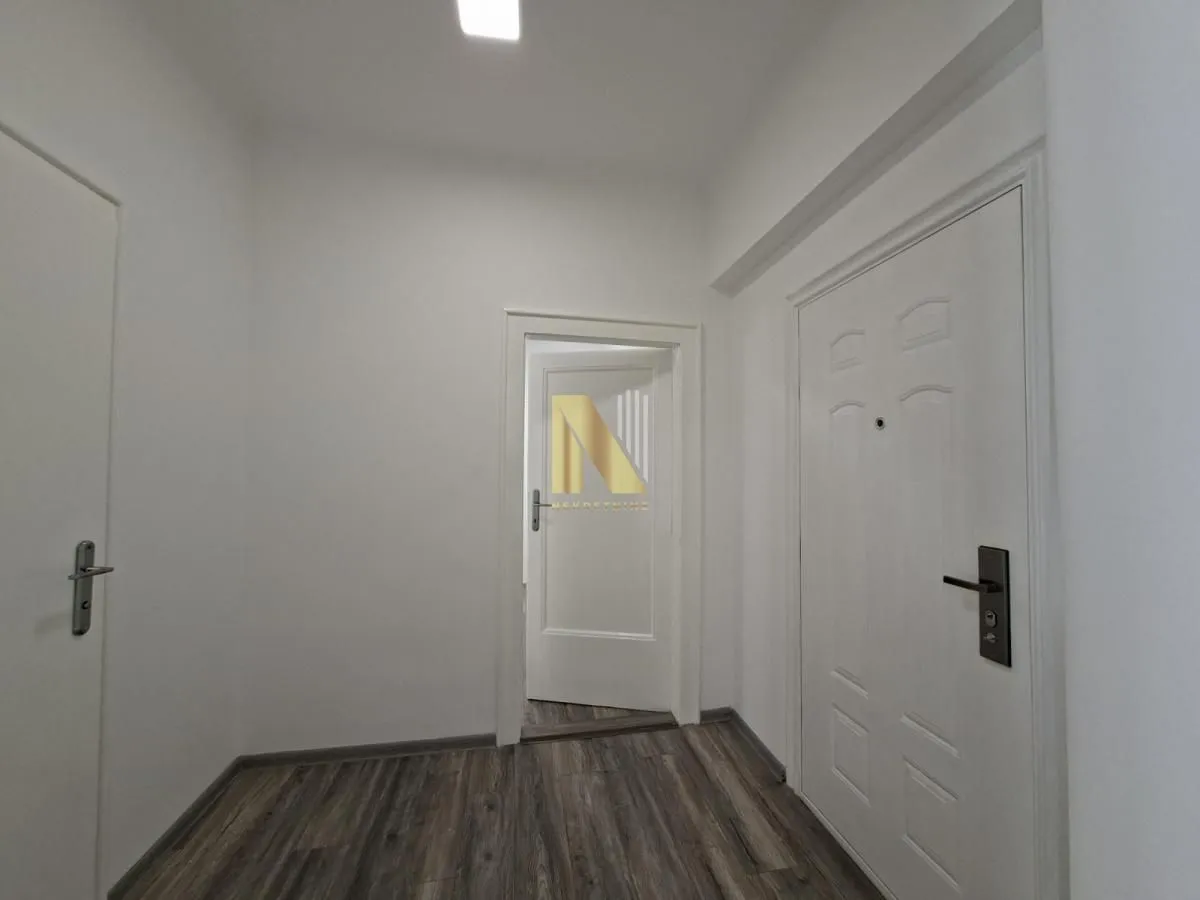 Rent, office space, 85m², Stari grad, Novi Sad
