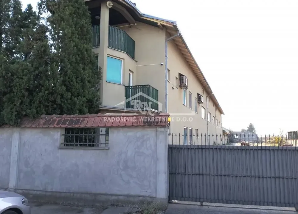 Izdavanje, poslovni prostor, 1019m², Šimanovci, Pećinci