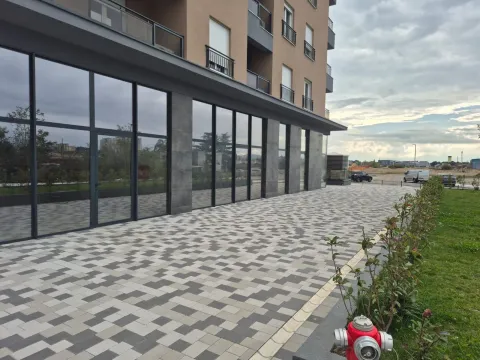 Rent, office space, 282m², Stari Aerodrom, Podgorica - image 6