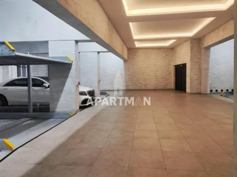 Prodaja, četvorosoban stan, 180m², Vračar Hram, Vračar Sve Podlokacije - image 8