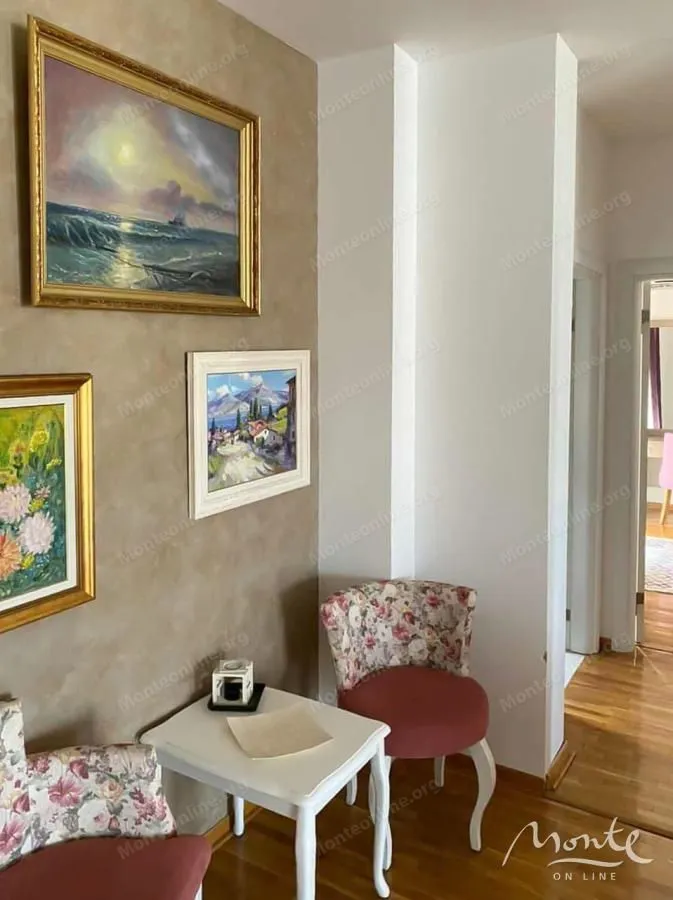 Sale, three bedroom apartment, 112m², Bečići, Budva