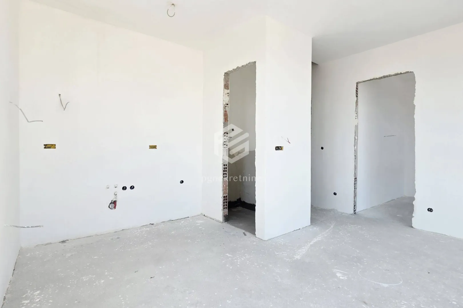Prodaja, jednosoban stan, 40m², Konik, Podgorica