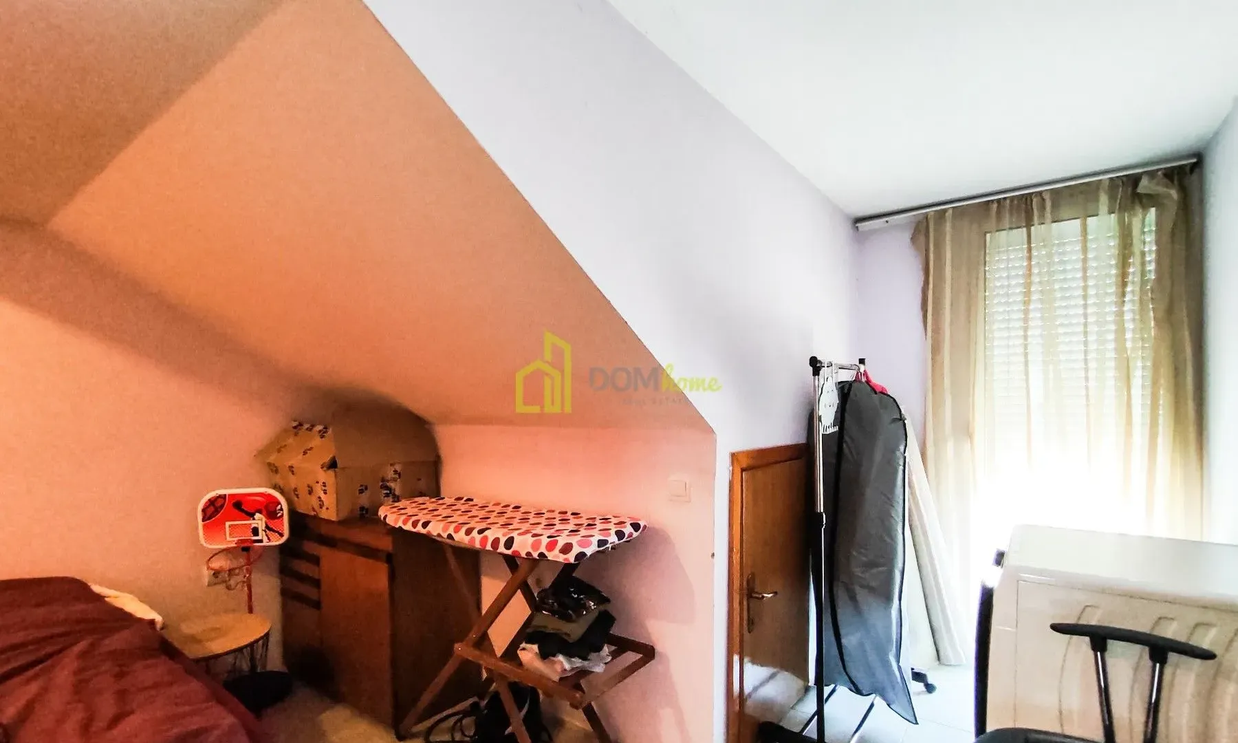 Prodaja, kuća, 250m², Tološi, Podgorica