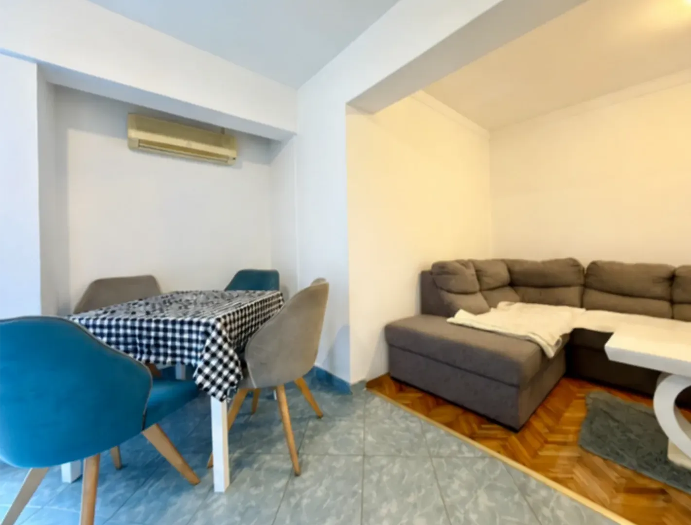 Rent, two bedroom apartment, 64m², Centar, Bar