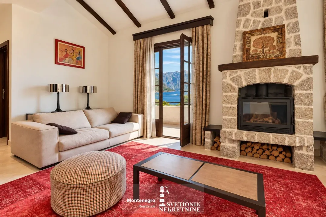 Sale, two bedroom apartment, 95m², Kostanjica, Kotor