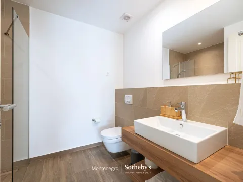 Prodaja, dvosoban stan, 83m², Luštica Bay, Tivat - image 13