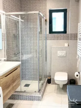 Sale, two bedroom apartment, 81m², Bečići, Budva - image 12