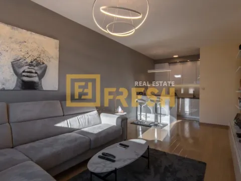 Izdavanje, jednosoban stan, 48m², City Kvart, Podgorica - image 4